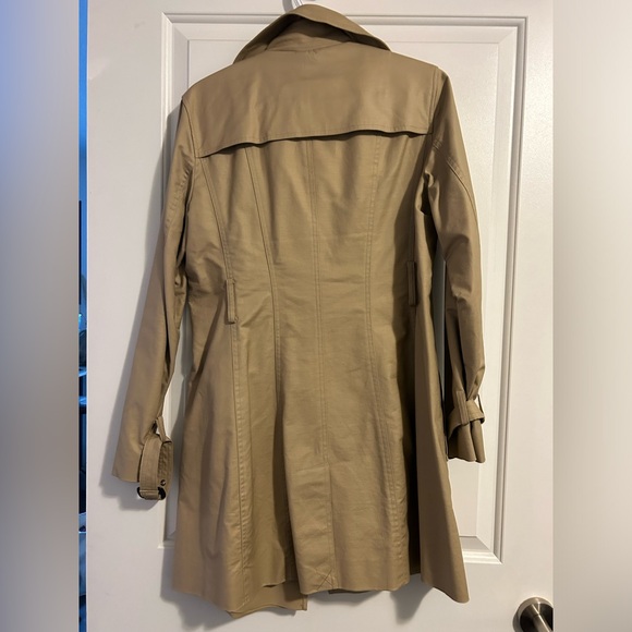 Joe fresh trench coat, size M, like new - Picture 2 of 2